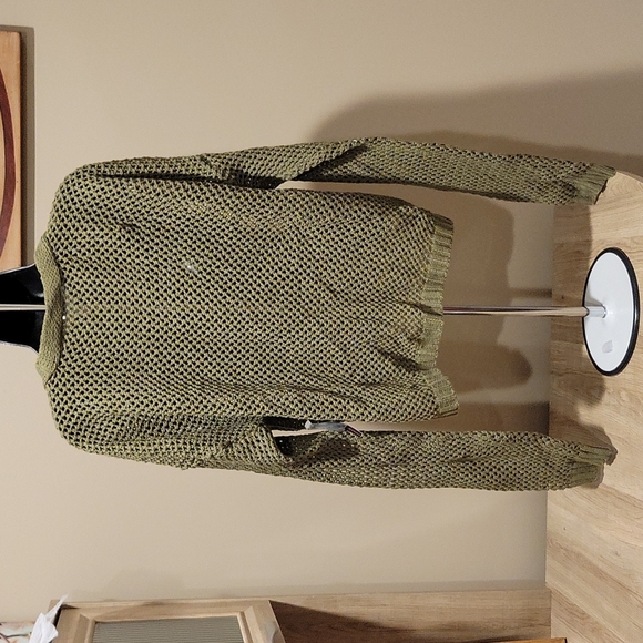 NWT No Boundaries Olive Open Knit Crop Sweater XL - Picture 2 of 5
